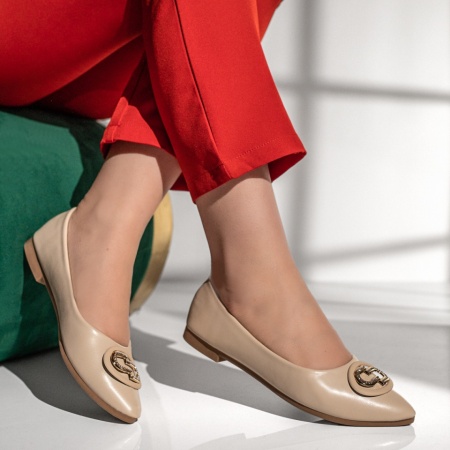 Balerini si Mocasini Dama, Balerini dama cu accesoriu decorativ si talpa joasa bej ZLZ13040, elaza.ro