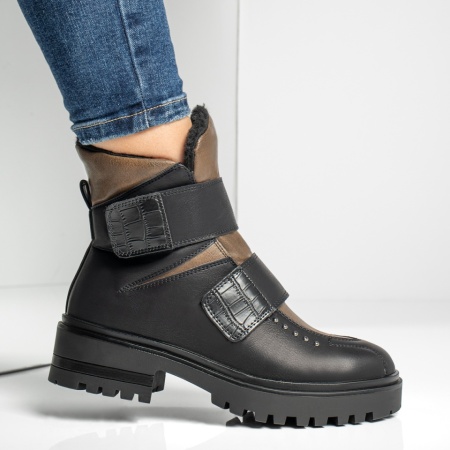 Ghete imblanite dama, Ghete dama cu talpa groasa si inchidere cu scai negru cu khaki ZLZ02566, elaza.ro