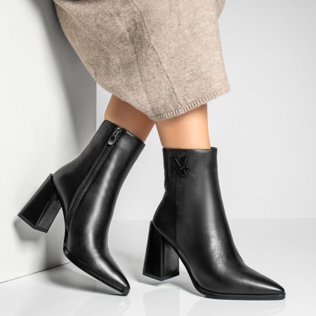 Botine dama cu toc si accesoriu metalic negre din Piele naturala ZLZ12176, 2, elaza.ro