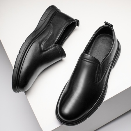 Pantofi barbati, Pantofi casual barbati cu talpa joasa negri din Piele naturala ZLZ13436, elaza.ro