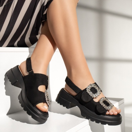 Sandale dama, Sandale dama cu talpa groasa si inchidere cu scai negru suede ZLZ13530, elaza.ro