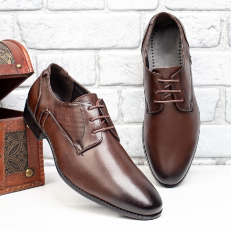 Pantofi barbati, Pantofi barbati eleganti cu perforatii maro ZLZ09632, elaza.ro