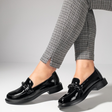 Pantofi casual dama, Pantofi casual dama cu accesoriu metalic negri luciosi din Piele naturala ZLZ11986, elaza.ro