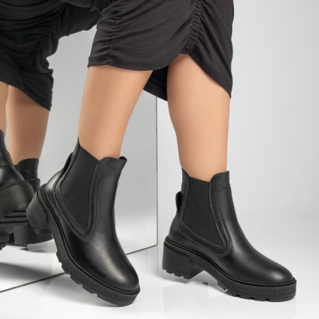 Ghete dama cu insertii de material elastic negre din Piele naturala ZLZ07715, 2, elaza.ro