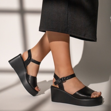 Sandale dama cu platforma si perforatii negre ZLZ11601, 2, elaza.ro