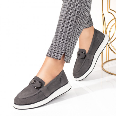 Mocasini dama cu accesoriu decorativ gri suede din Piele naturala ZLZ09885