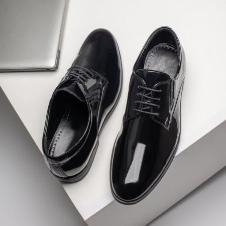 Pantofi barbati, Pantofi eleganti barbati cu siret negri cu aspect lucios din Piele naturala ZLZ11569, elaza.ro