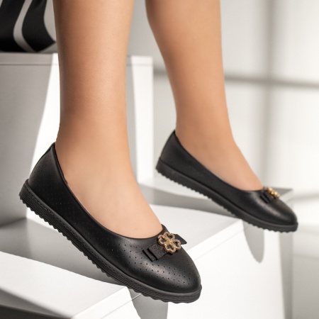 Balerini si Mocasini Dama, Balerini dama cu accesoriu metalic negri ZLZ13570, elaza.ro
