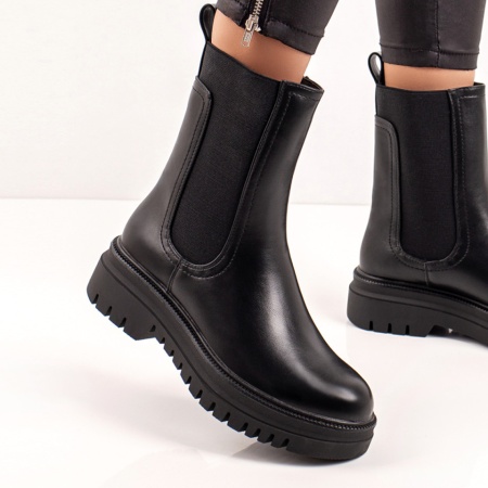 REDUCERI INCALTAMINTE, Ghete dama negre cu insertii de material elastic ZLZ06387, elaza.ro