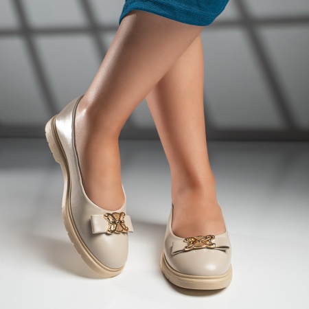 Balerini si Mocasini Dama, Balerini dama cu fundita si accesoriu metalic bej deschis ZLZ11659, elaza.ro