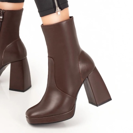 Botine dama, Botine maro dama cu toc si platforma ZLZ07682, elaza.ro