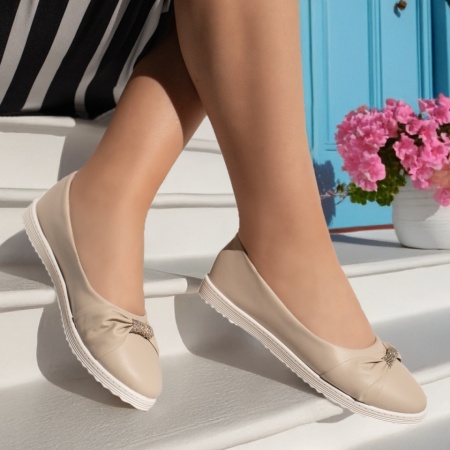 Balerini si Mocasini Dama, Balerini dama cu accesoriu decorativ bej ZLZ13564, elaza.ro