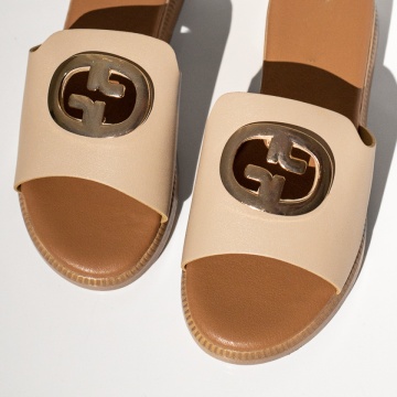 Papuci dama casual cu platforma si accesoriu metalic bej ZLZ13854, 2, elaza.ro