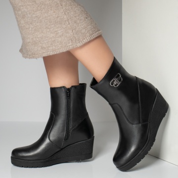 Ghete dama cu platforma si accesoriu metalic negre din Piele naturala ZLZ10655, 3, elaza.ro