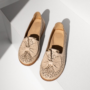 Pantofi casual dama cu fundita si perforatii bej din Piele naturala ZLZ13404, 2, elaza.ro