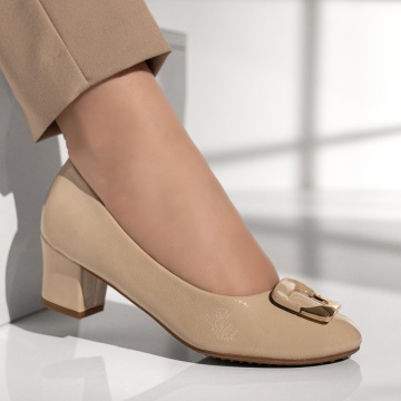 Pantofi cu toc gros si accesoriu metalic bej luciosi ZLZ10589, 2, elaza.ro