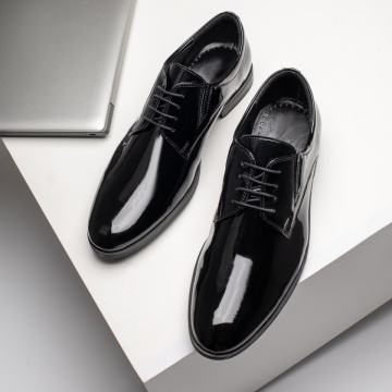 Pantofi eleganti barbati cu siret negri cu aspect lucios din Piele naturala ZLZ11569, 2, elaza.ro