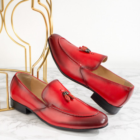 Plateste Jumatate!, Mocasini barbati cu ciucuri rosii MOD09363, modlet.ro