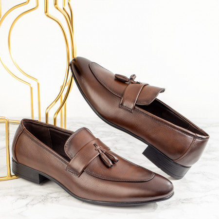 Plateste Jumatate!, Mocasini barbati cu franjuri maro MOD05407, modlet.ro