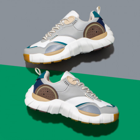 REDUCERI INCALTAMINTE, Pantofi barbati sport albi cu gri si talpa groasa MOD10041, modlet.ro