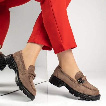 Pantofi casual dama cu accesoriu decorativ khaki suede IRIS22, 4, modlet.ro