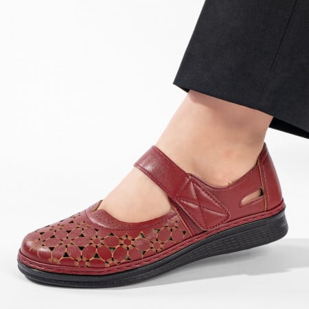 Incaltaminte dama, Pantofi casual dama cu perforatii si scai rosii ZEF11137 - zeforia.ro