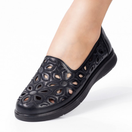 Pantofi dama, Pantofi dama casual perforati negri cu talpa joasa ZEF08183 - zeforia.ro