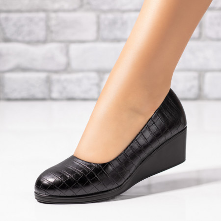 Pantofi casual cu platforma, Pantofi dama cu platforma negri cu imprimeu MDL01678 - modlet.ro