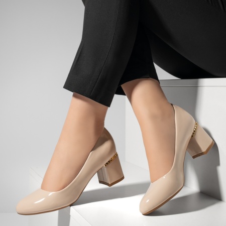 Pantofi cu toc gros dama, Pantofi dama cu toc gros bej luciosi MOD02838, modlet.ro