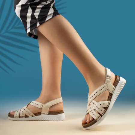 Sandale dama cu barete si platforma bej ZEF13584