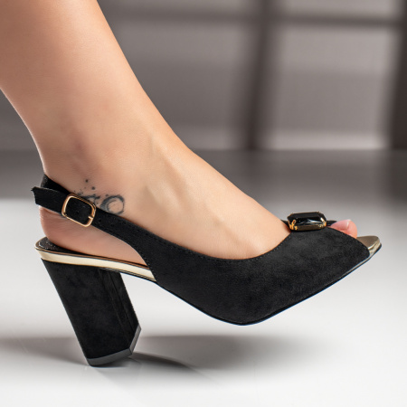 Sandale cu toc gros, Sandale dama cu toc si accesoriu decorativ negre suede ZEF11547 - zeforia.ro