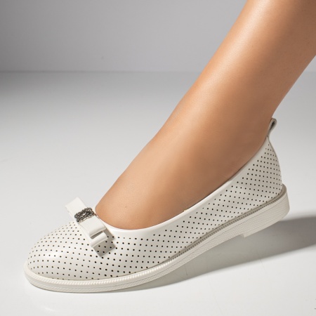 Balerini si Mocasini Dama, Balerini dama perforati cu fundita albi MOD11551, modlet.ro
