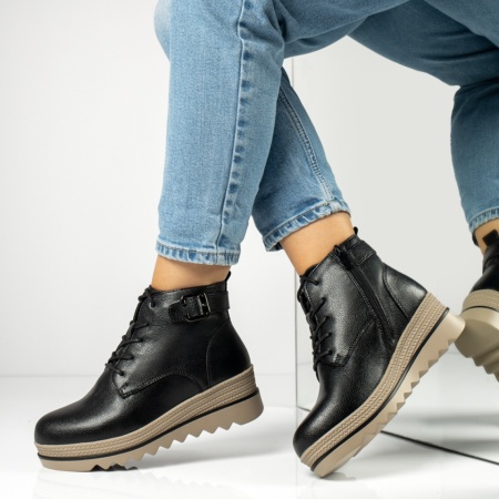 Ghete dama cu siret elastic si talpa groasa negre din Piele naturala MOD14003