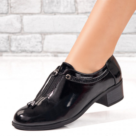 Incaltaminte dama, Pantofi dama cu toc mic negri cu aspect lucios ZEF01767 - zeforia.ro