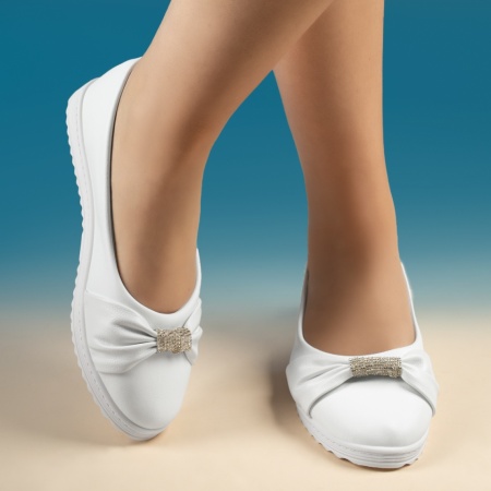 Balerini si Mocasini Dama, Balerini dama cu accesoriu decorativ albi ZEF13564, zeforia.ro