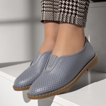 Balerini si Mocasini Dama, Balerini dama cu perforatii albastri MOD13364, modlet.ro