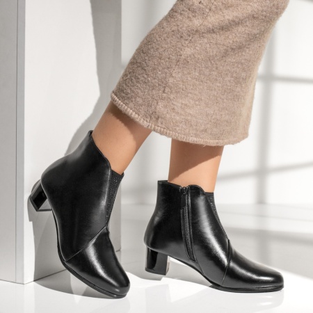 Botine dama, Botine dama negre cu toc mic si fermoar lateral MOD07333, modlet.ro