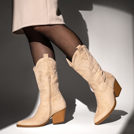 REDUCERI INCALTAMINTE, Ciocate dama cu toc si model cusut bej suede MOD12638, modlet.ro