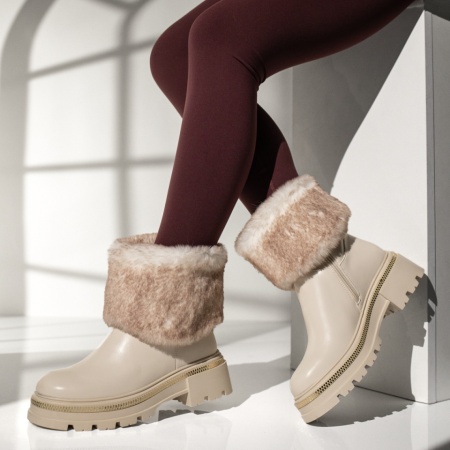 REDUCERI INCALTAMINTE, Ghete dama cu talpa groasa si fermoar bej MOD12778, modlet.ro
