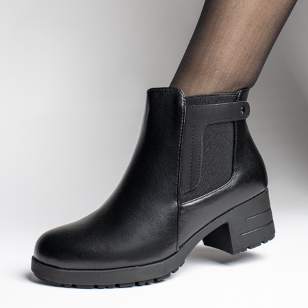 Ghete dama cu toc si insertie de material elastic negre MOD12605