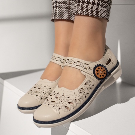 Pantofi dama, Pantofi casual dama cu perforatii si inchidere cu scai bej MOD13322, modlet.ro