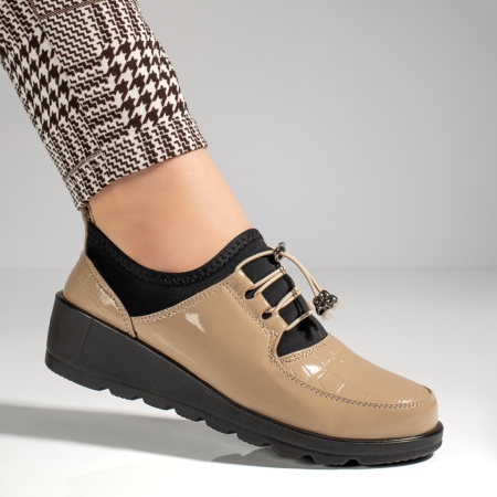 Pantofi casual dama cu siret elastic si platforma bej luciosi MOD12985, 4, modlet.ro