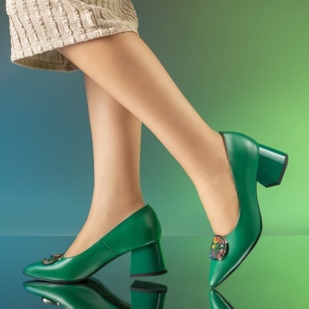 Pantofi dama cu toc gros si accesoriu metalic verzi din Piele naturala MOD13956