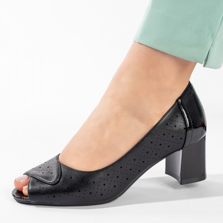 Pantofi cu toc gros dama, Pantofi dama cu toc gros si perforatii negri MOD11214, modlet.ro