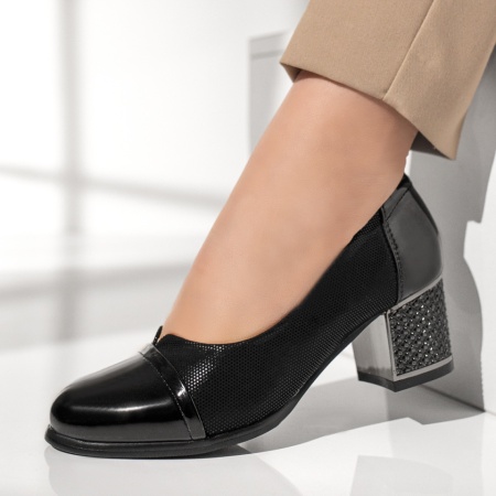 Pantofi dama, Pantofi dama cu toc gros si varf lucios negri MOD01768, modlet.ro