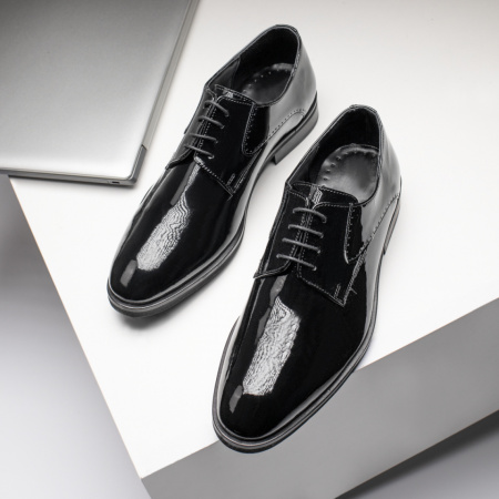 Pantofi eleganti barbati cu siret negri cu aspect lucios din Piele naturala ZEF11568