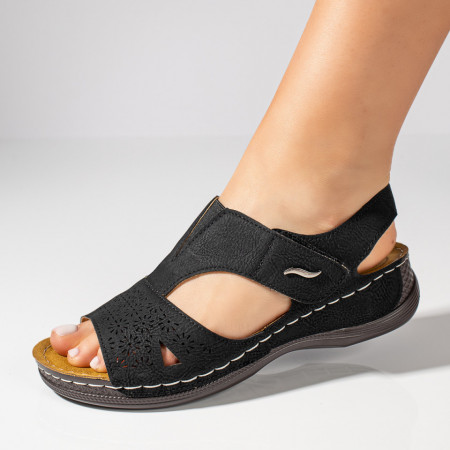 Sandale dama cu talpa groasa si inchidere cu scai negre ZEF11513