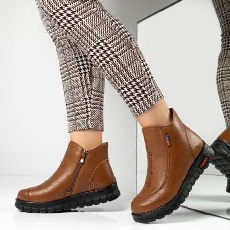 Ghete dama cu fermoar maro MOD06479, 3, modlet.ro