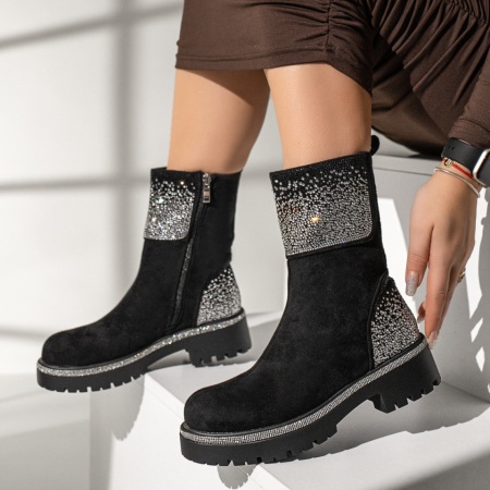 Incaltaminte dama, Ghete dama cu pietre aplicate si fermoar negru suede MOD12371, modlet.ro