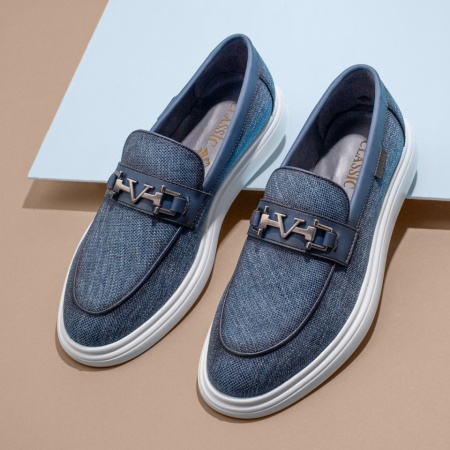 REDUCERI INCALTAMINTE, Mocasini barbati cu accesoriu metalic albastri MOD11650, modlet.ro